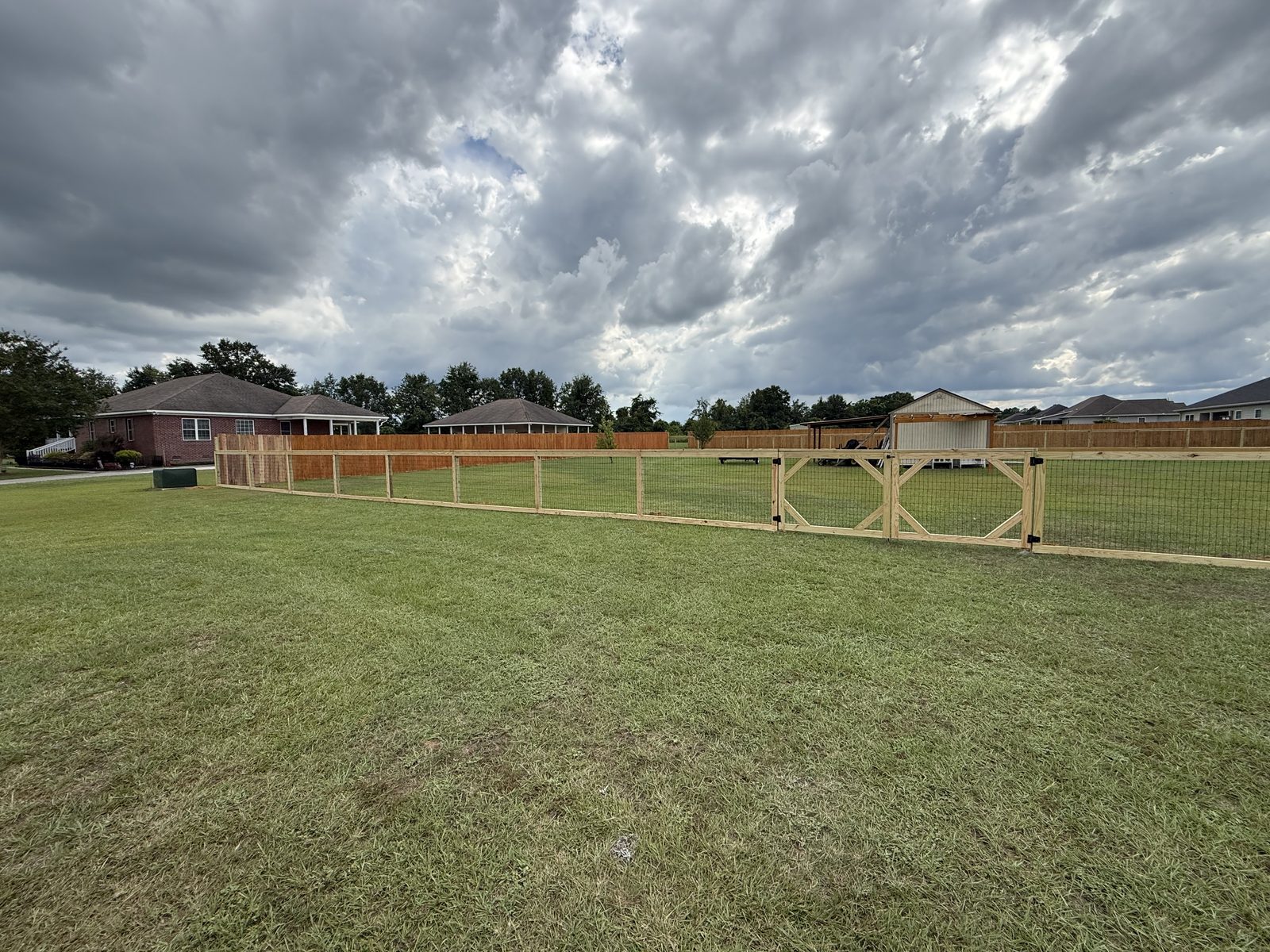 Welded wire on a wood frame, with gate